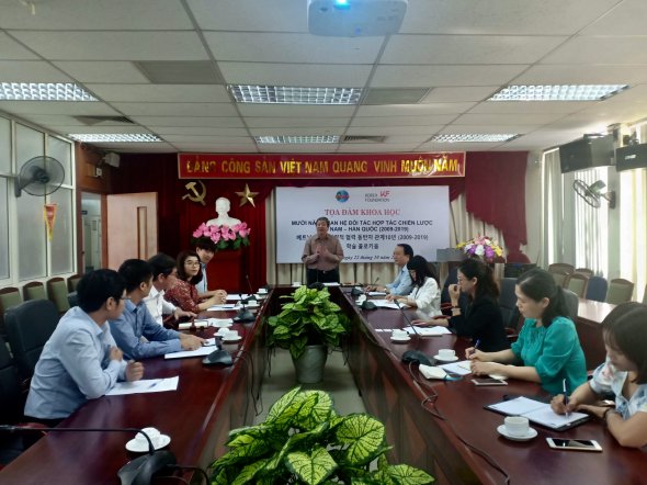 Tọa đàm khoa học lần thứ hai: Mười năm quan hệ hợp tác chiến lược Việt nam – Hàn Quốc (2009-2019)