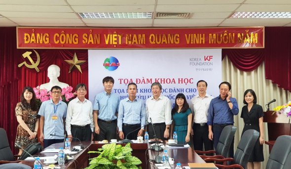 Tọa đàm khoa học dành cho nhà nghiên cứu Hàn Quốc tại Việt Nam kỳ tháng 9 năm 2020: “Phát triển nguồn nhân lực quản lý tài nguyên, môi trường biển ở Hàn Quốc: thực trạng và bài học kinh nghiệm”