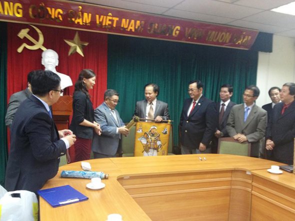 Lễ kí kết thỏa thuận hợp tác giữa Viện Nghiên cứu Đông Bắc Á với Viện Nghiên cứu Quốc tế thuộc Viện Hàn Lâm Khoa Học Mông Cổ
