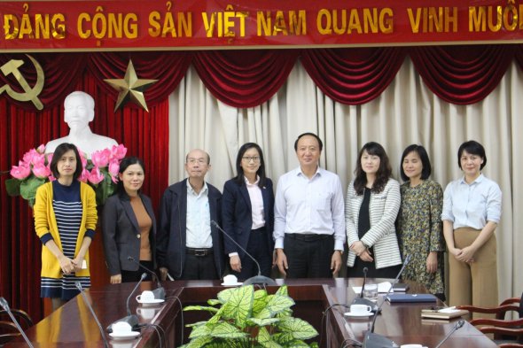 Đoàn Đại sứ quán Singapore thăm và làm việc tại Viện Nghiên cứu Đông Bắc Á